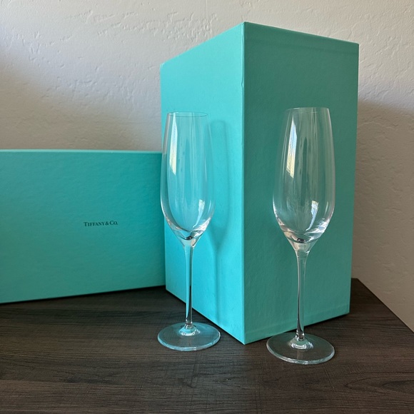 Tiffany & Co. Kitchen Tiffany Co Crystal Pair Of Classic Champagne